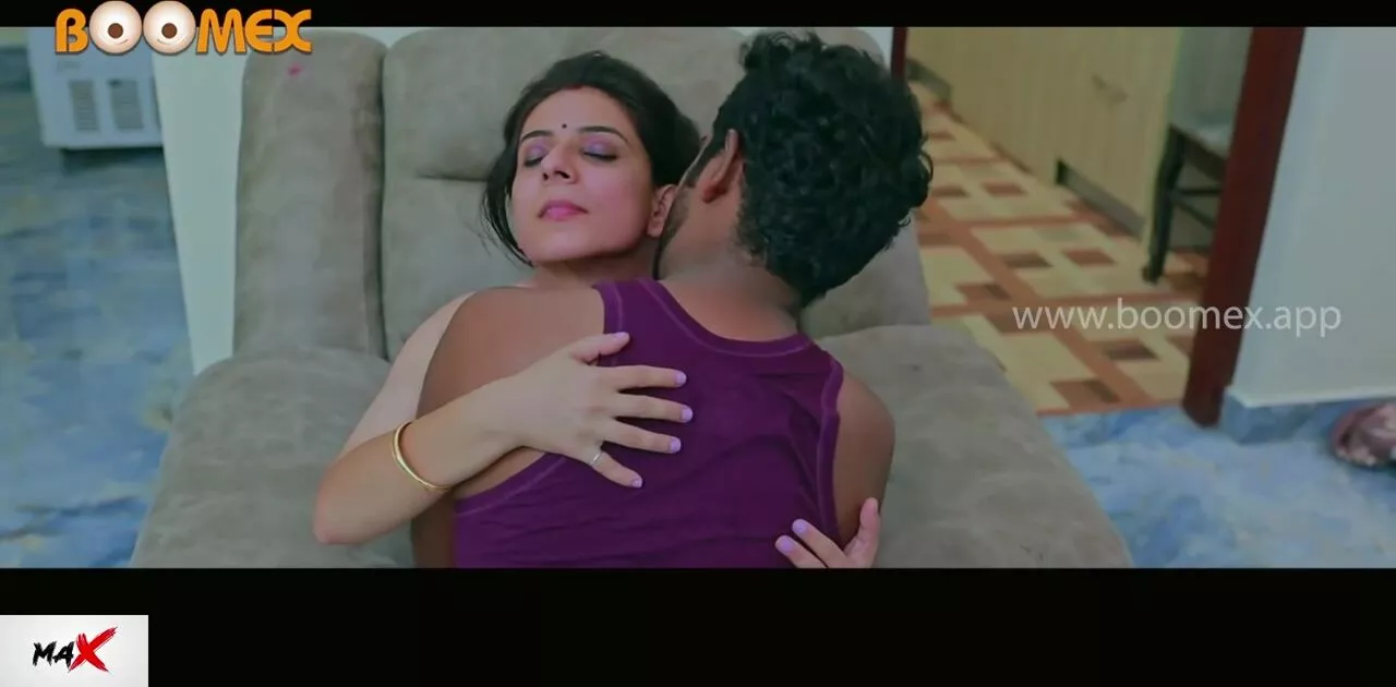 Boomex - A stunning Indian brunette gives a steamy blowjob in HD - Free Porn  Sex Videos XXX Movies HD - Home of Videos Porno
